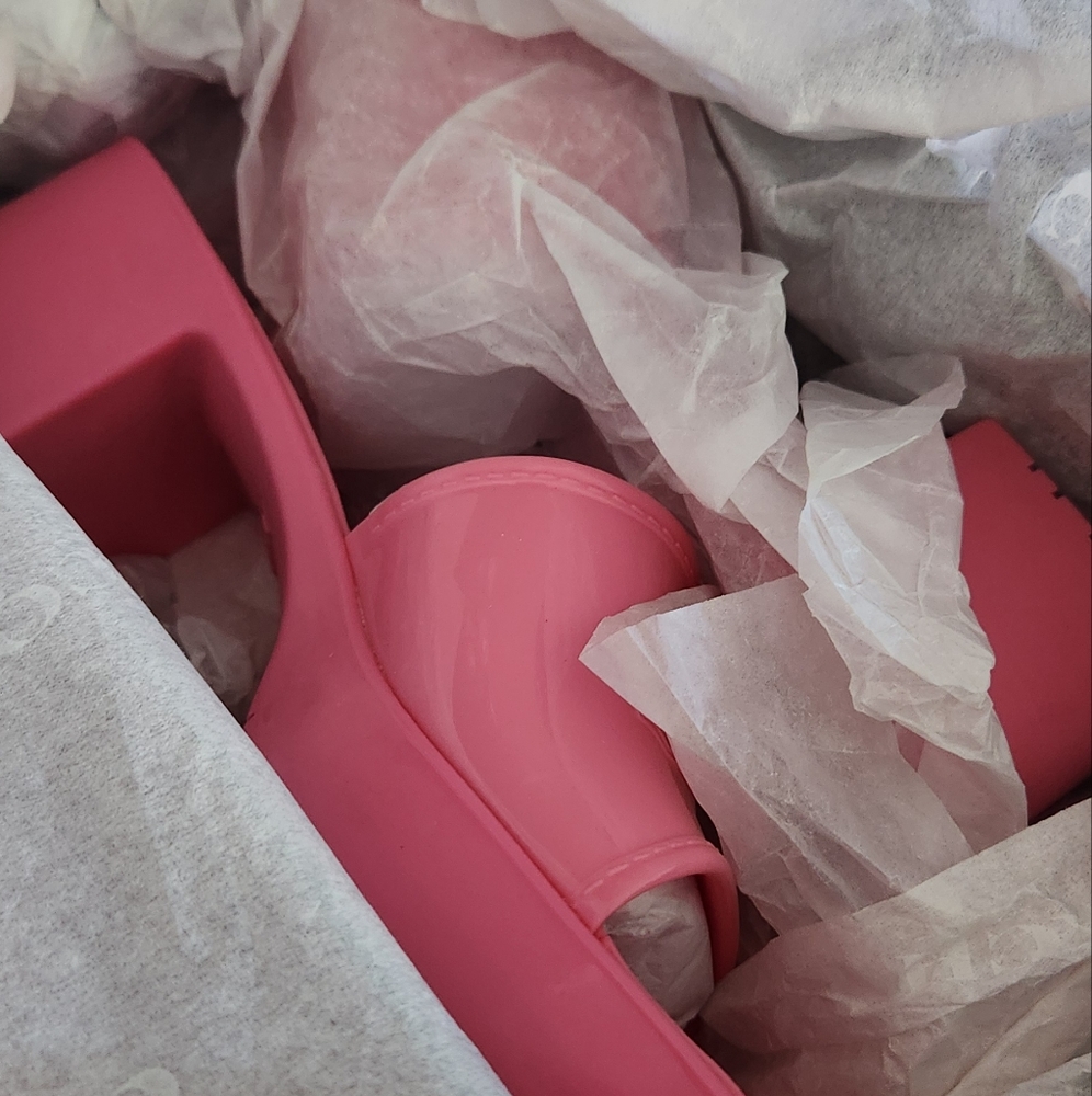 Coach Scarlett Rubber Sandal Pink Size 6 B (M) - Picture 8 of 8